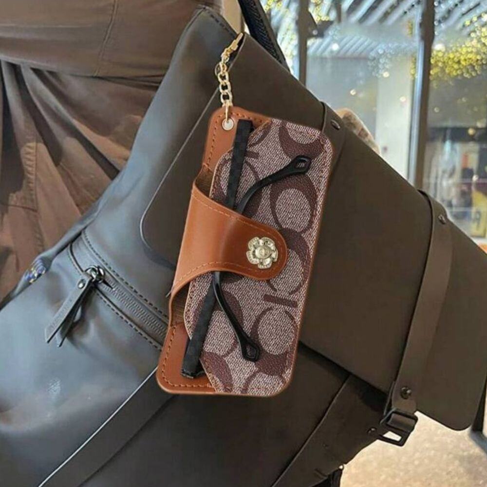 Retro Portable Sunglasses Case With Hook Fashion Accessories for Women
